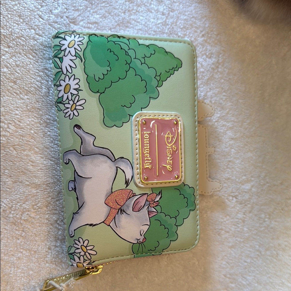 Disney Loungefly Green Wallet